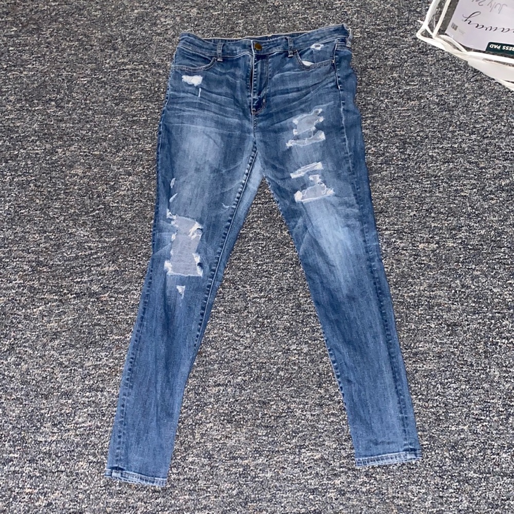 American Eagle Ripped Jeans14 long